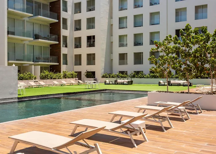 Apartment Luxury 2br Walk To Marina And Medano