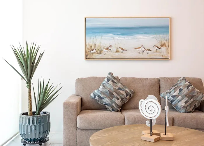 Luxury 2br Walk To Marina And Medano *