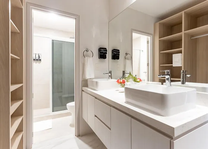Luxury 2br Walk To Marina And Medano *